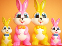 Kawaii Rubber Doll Bunny Kitsch Toy Novelty Rabbit Retro Japan