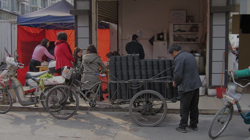 Charcoal vendor, Pixian