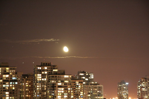 October moonrise, Vancouver