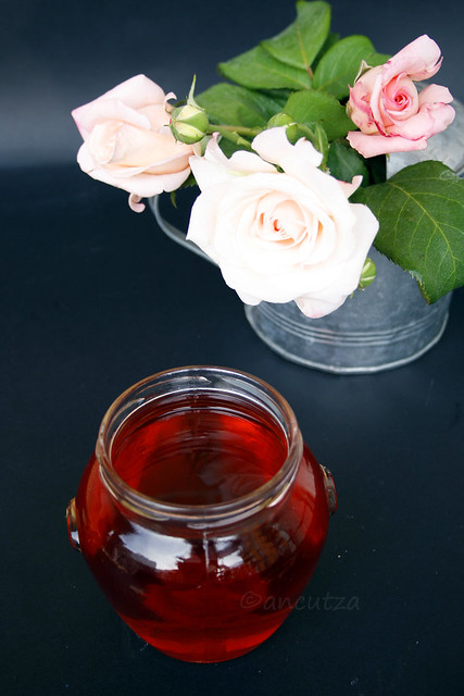 ricetta con foto acqua di rose in cucina
