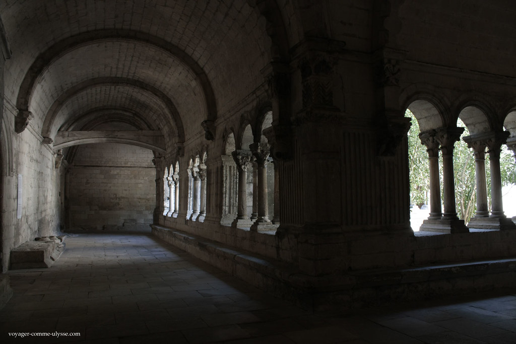 O claustro de Montmajour
