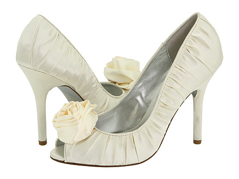 Wedding shoes with accessories. 