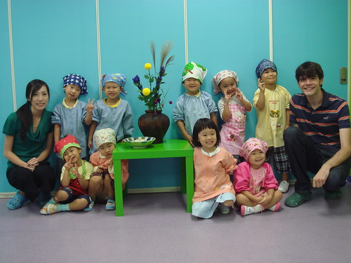 Robby Rabbit class poses in front of their delicious creations