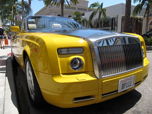 Rolls Royce: Yellow beauty. She has a metallic hood too!