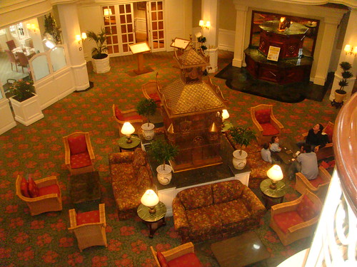 Rotonda central del Hotel donde se accede a los restaurantes y al Cafe Fantasia
