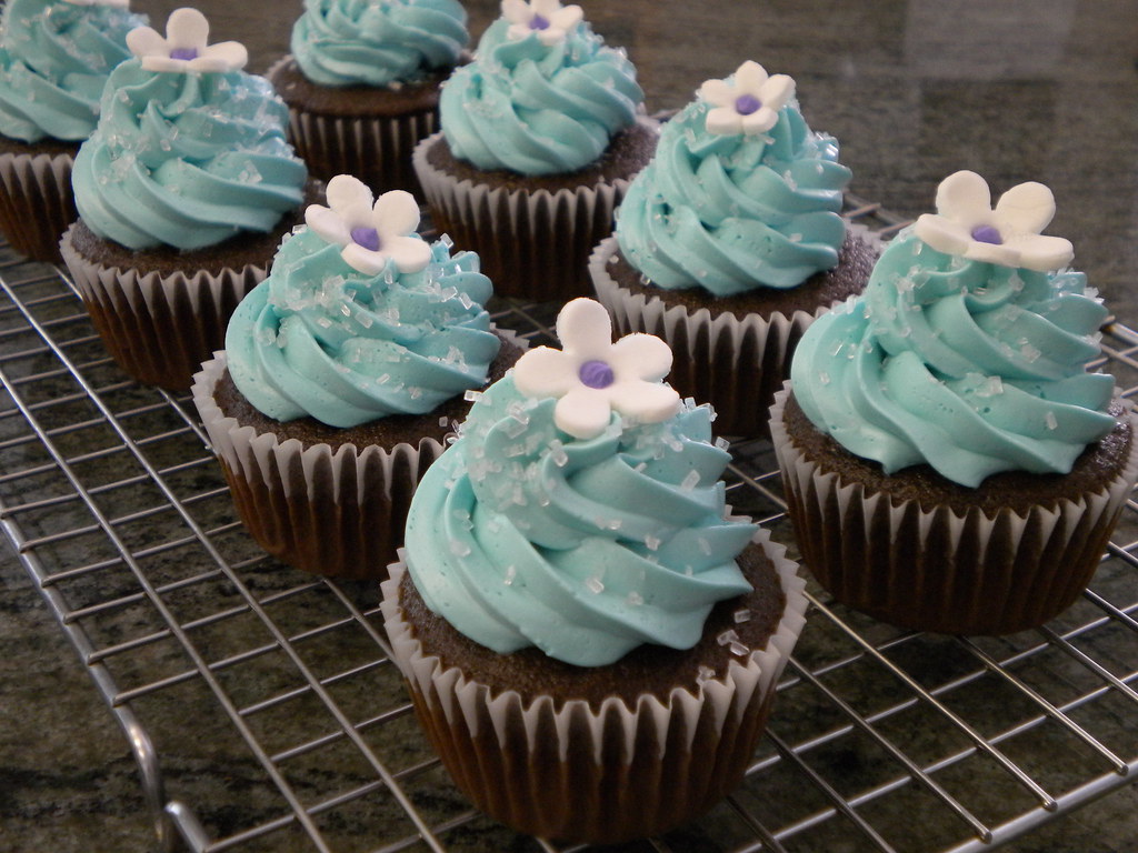 Chocolate cupcake with Swiss meringue buttercream frosting