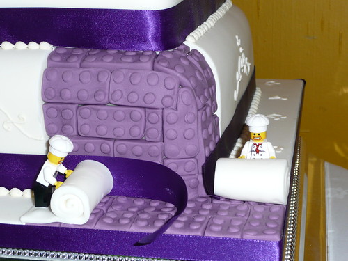 LEGO fan weddings feature LEGO cakes toppers bees and even garter belts