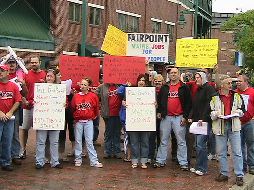 ME: IBEW 2327 Leaflets against FairPoint outside Seadogs Stadium 