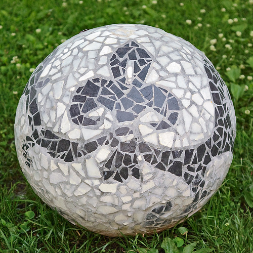 Big mosaic ball with fleur de lis, by Robin Murez, in Francis Park, Saint Louis, Missouri, USA