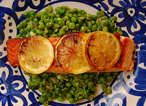 Lemon salmon with minted crushed peas