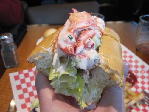 Lobster roll, eater's P.O.V.