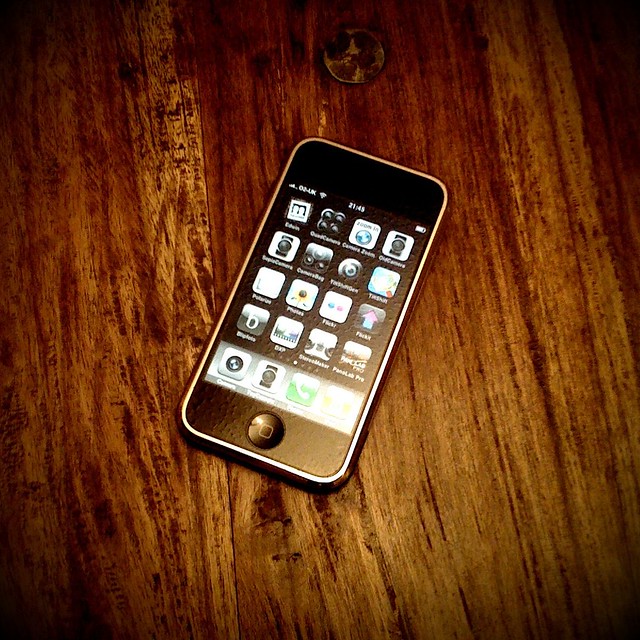 my first gen iPhone (245/365)