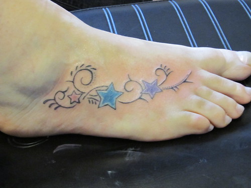 swirl tattoo. Belly Button Swirl Tattoo | ArtBody Tattoo Designs