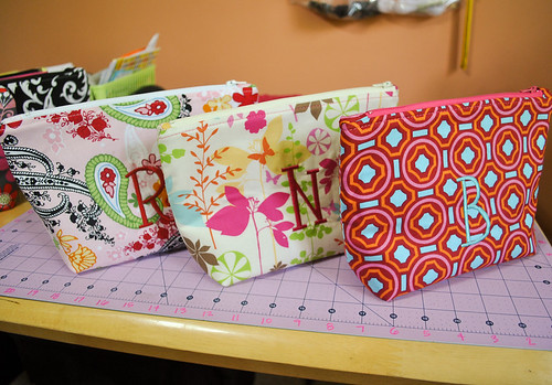 2011 06 04 Large Matching Zippered Pouches-1