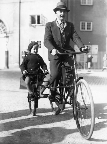 Copenhagen Kids Bicycle Transport 1935