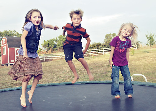 bragg kids jumping