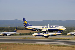 Ryanair B737-8AS EI-EBR GRO 27/08/2009