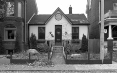 Historic photo from Sunday, November 23, 1997 - Gothic Cottage at 756 Markham St in Seaton Village