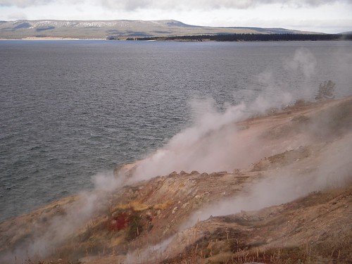 Yellowstone Lake with Thermal Power!