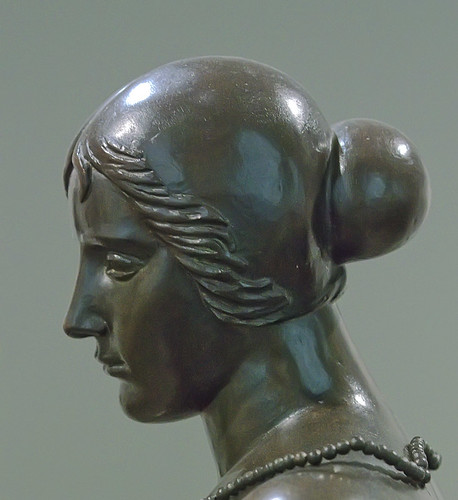 Statue of a woman (Venus), at the Saint Louis Art Museum, in Saint Louis, Missouri, USA