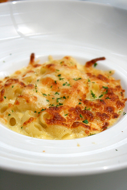 Macaroni Formaggio (S$11.80): Baked macaroni with mozzarella, nutty flavour edam and asiago cheese