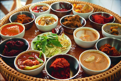 borg_bangkok_thai_curry_dishes por você.