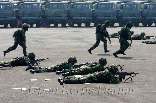 528 Taruna Akademi TNI Tingkat I Kunjungi Korps Marinir