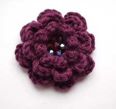 Frothy crochet flower - wine