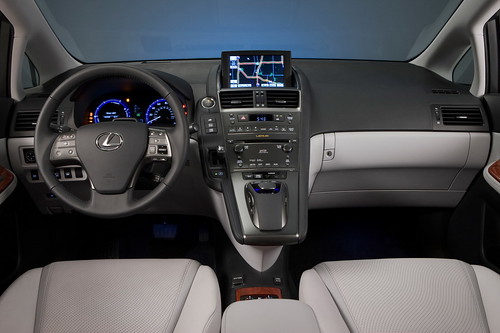 Lexus HS250h luxurious interior