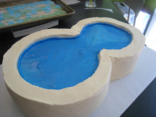 making of the swimming pool cake