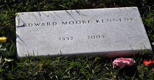 ted kennedy's grave