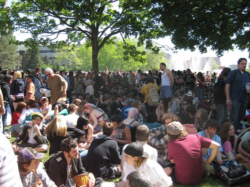 The Crowd at Folklife