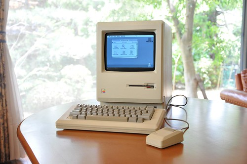 フリー画像|物/モノ|パソコン/PC|MAC/マック|Macintosh512K|フリー素材|