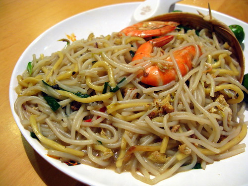 egg noodles with shrimp