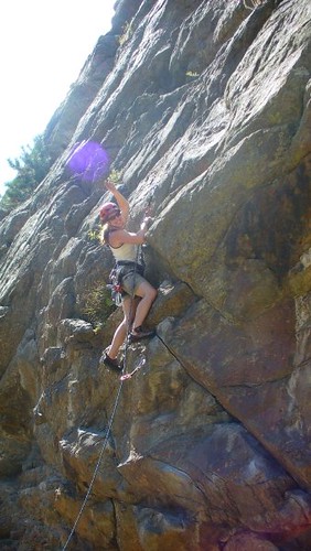 Clare All Smiles on Poker Face (5.8+ **)