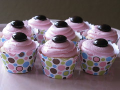 crush on you ~ mini peppermint cupcakes by jules_cupcakes