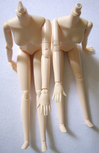 Obitsu Comparison - Arms and legs