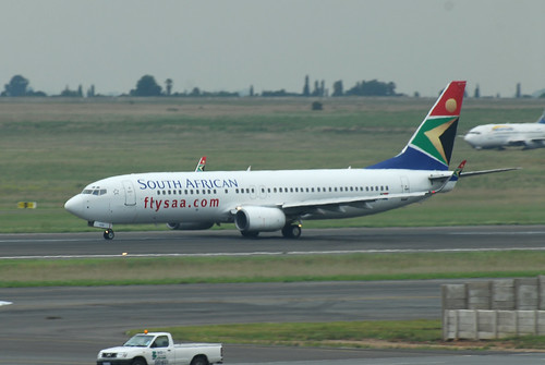 South African 737-800 ZS-SJU