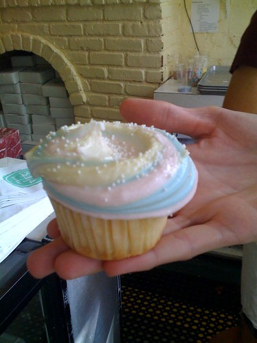 Triple color frosting swirled cupcake at Billy's Bakery Chelsea