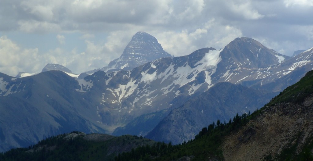 Mt. Assiniboine (3.618 m)