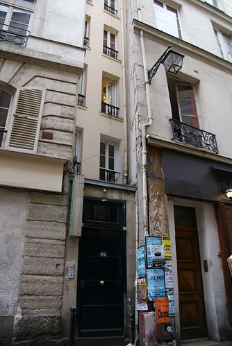Narrowest house in Paris