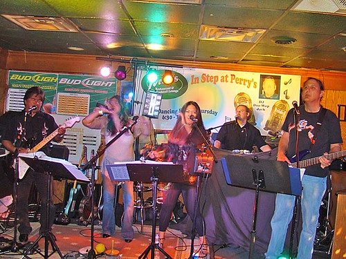 Oracle Band performs live at Perry's Restaurant in Odenton Maryland - August 2009