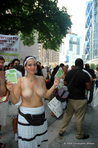  : park, central, public, columbus, nycrollas, go, york, circle, nudity, breasts, 2009, city, day, topless, new, national