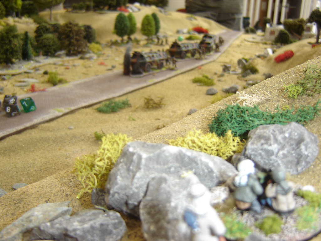 Heavy MG takes aim on French column