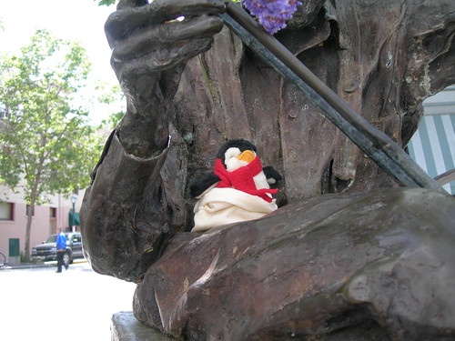 2009-06-04 Penguin Santa Cruz (4)