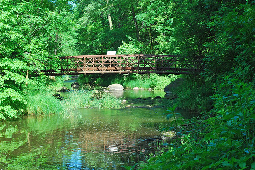 park trail bridge