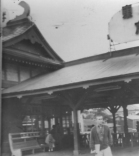 ENOSHIMA, JAPAN TRAIN STATION, MAY 1962