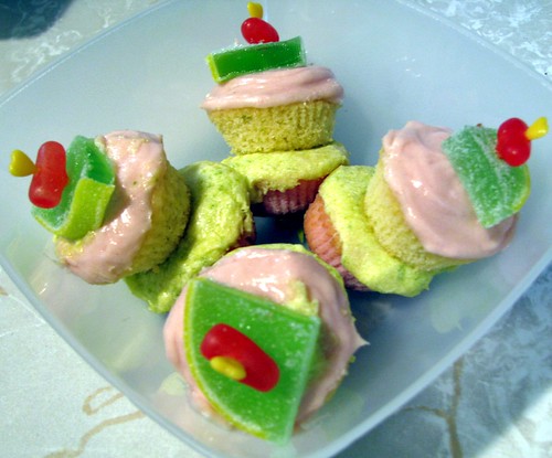 Strawberry Limeade Mini Cupcake Cocktails