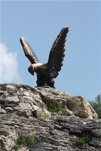 Big Eagle Sculpture in Pyatigorsk ©  Nova Skola