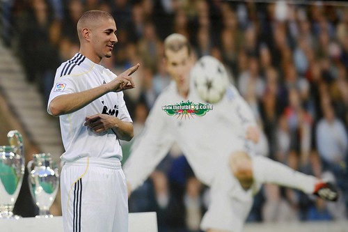 Presentacion Benzema en el Real Madrid 5 by prismatico.
